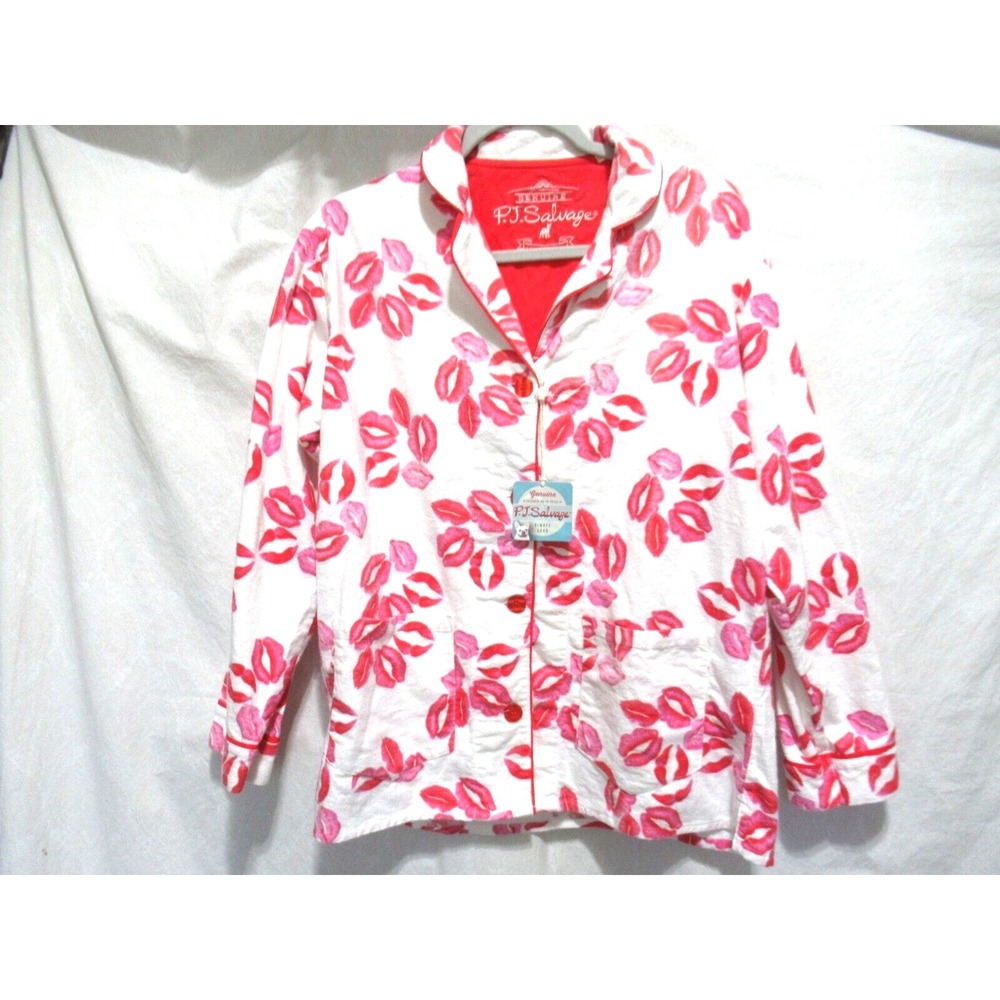P.J. Salvage Size XS Pink & Red LIPS Long Sleeve Button Up Flannel Pajama Top